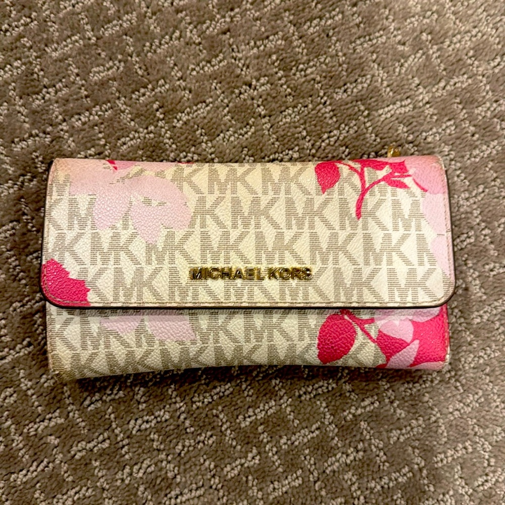Michael Kors Jet Set floral Logo Trifold Wallet